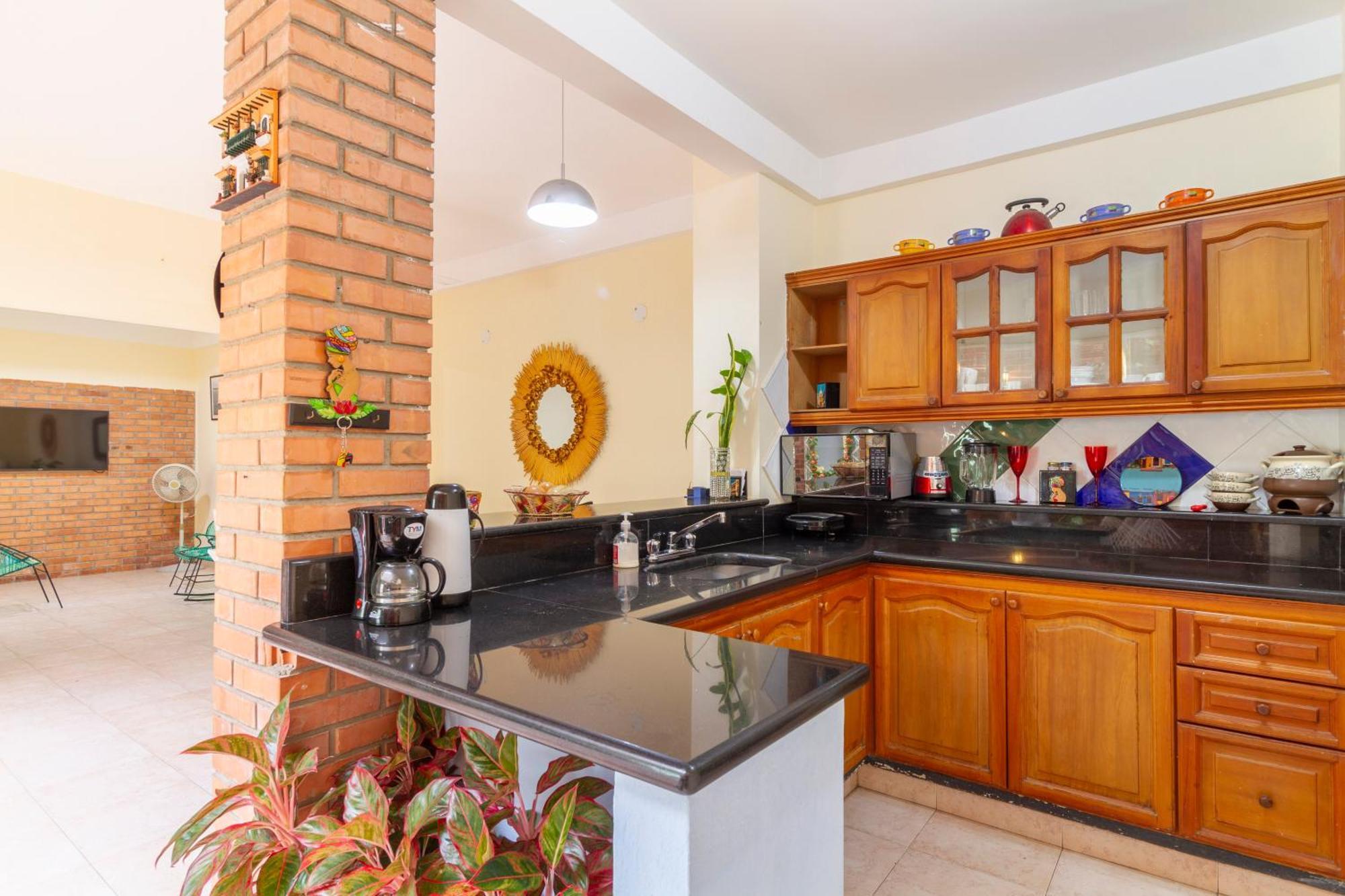 Hostal Cartagonova - Habitaciones Privadas Y Amplias Cerca A Zonas Turisticas Cartagena المظهر الخارجي الصورة